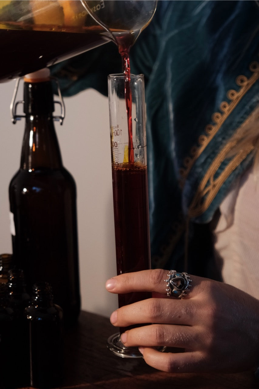 AWAKEN JOY: A Potent Saffron Extract to Evoke Bliss